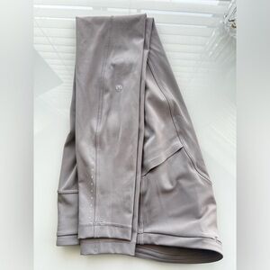Lululemon light gray leggings